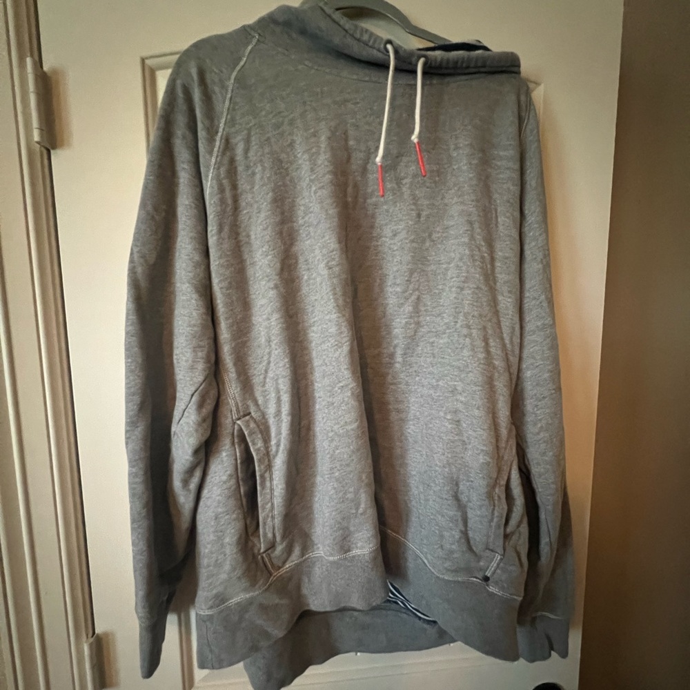 Tommy Bahama Sailing Sweatshirt